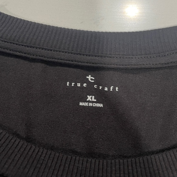 💀Skeleton top!💀 - Picture 5 of 8